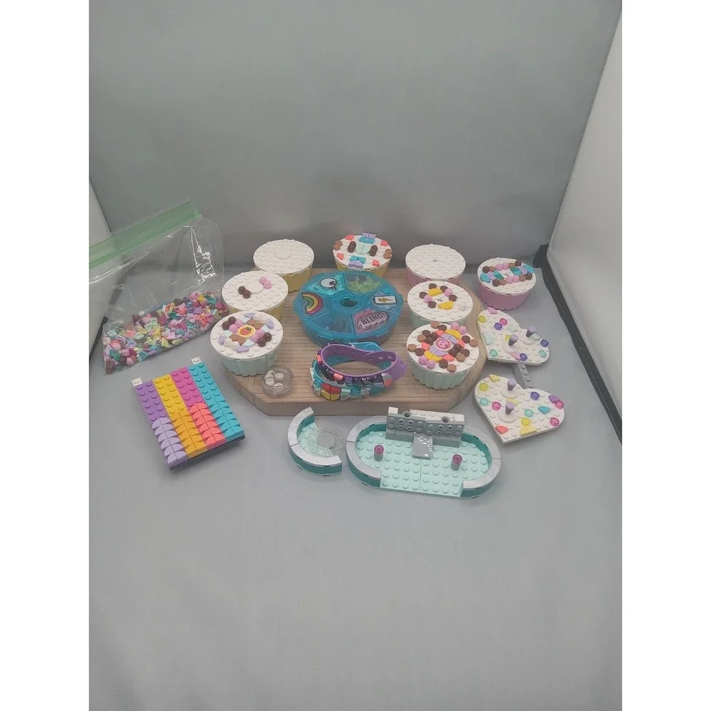 LEGO DOTS- Legos Creative Party Cupcake Replacement Parts. Lego Dot 2 Bracelets